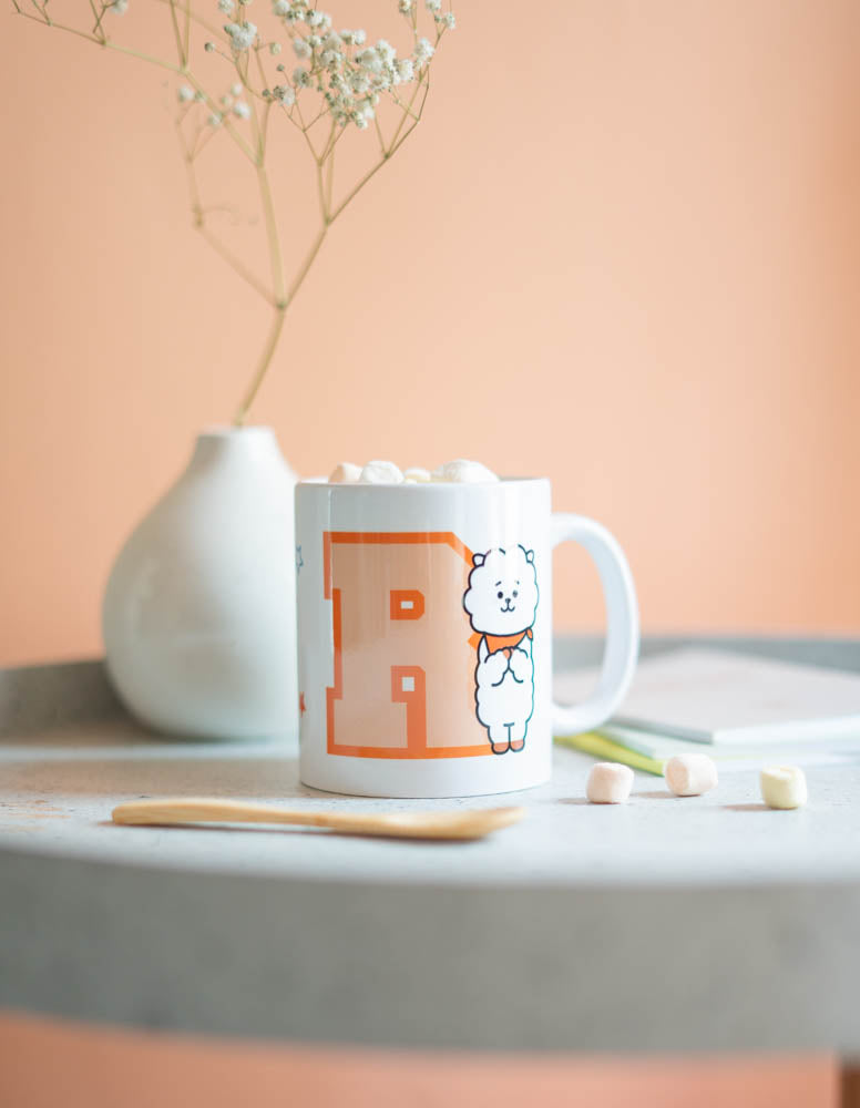 Caneca BT21 RJ Oficial
